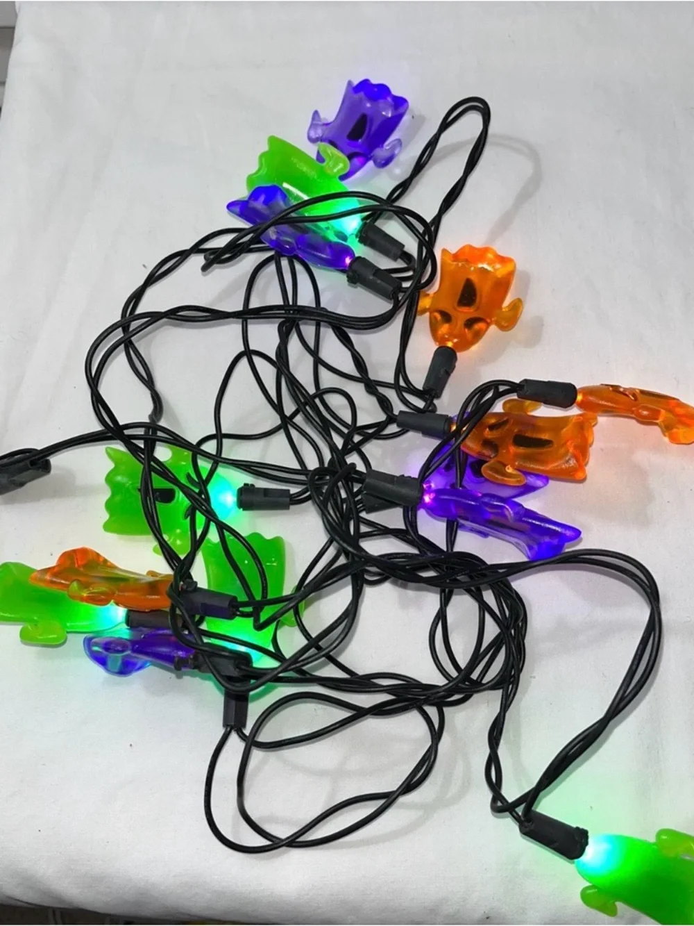 Totally Ghoul 15 ct LED Ghost Light Set - Multicolor